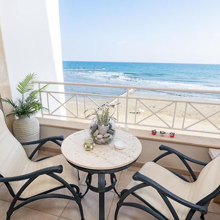 Quattro Beachfront Sea View Ap 4 Larnaca Luaran gambar