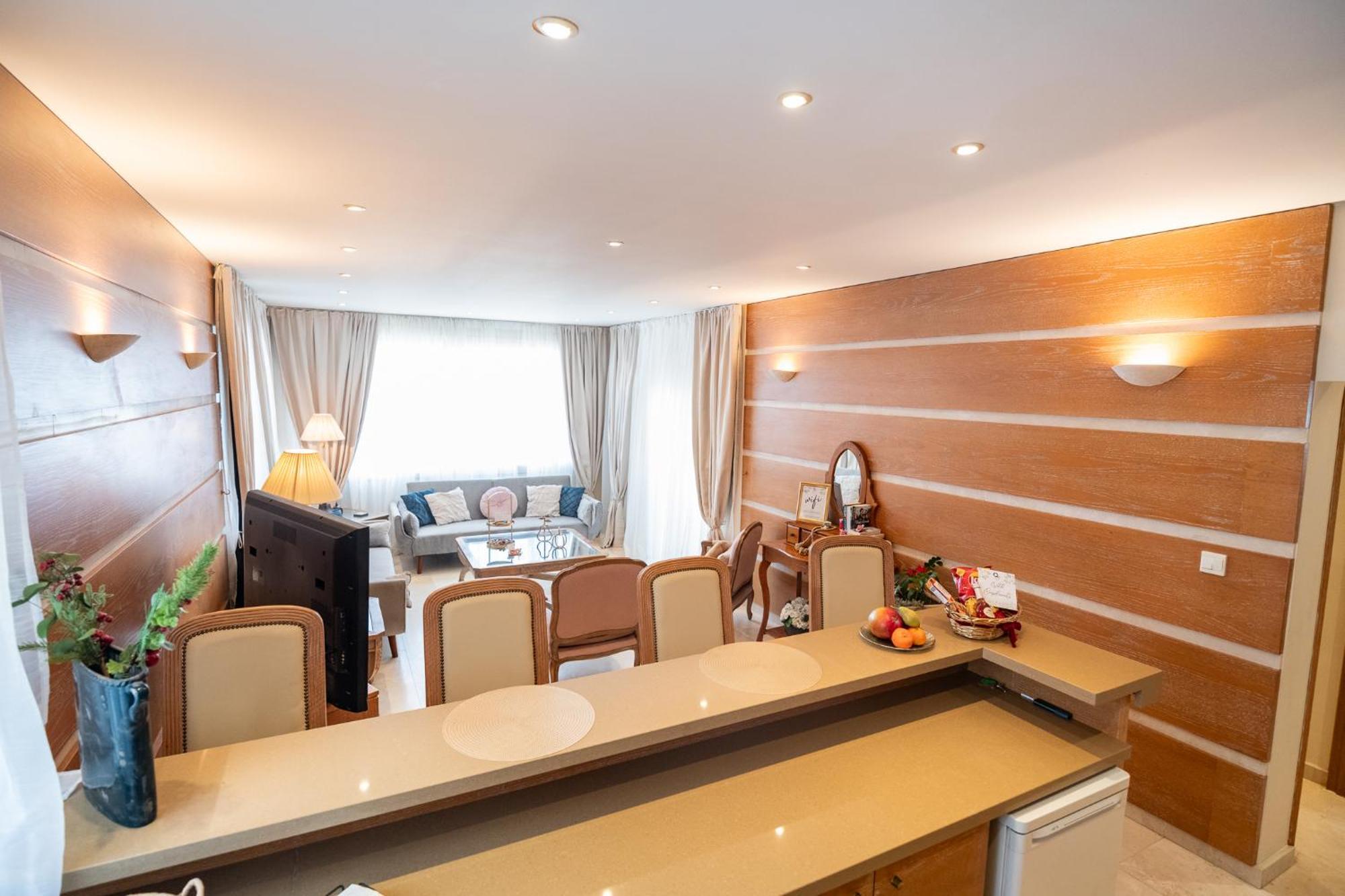 Quattro Beachfront Sea View Ap 4 Larnaca Luaran gambar