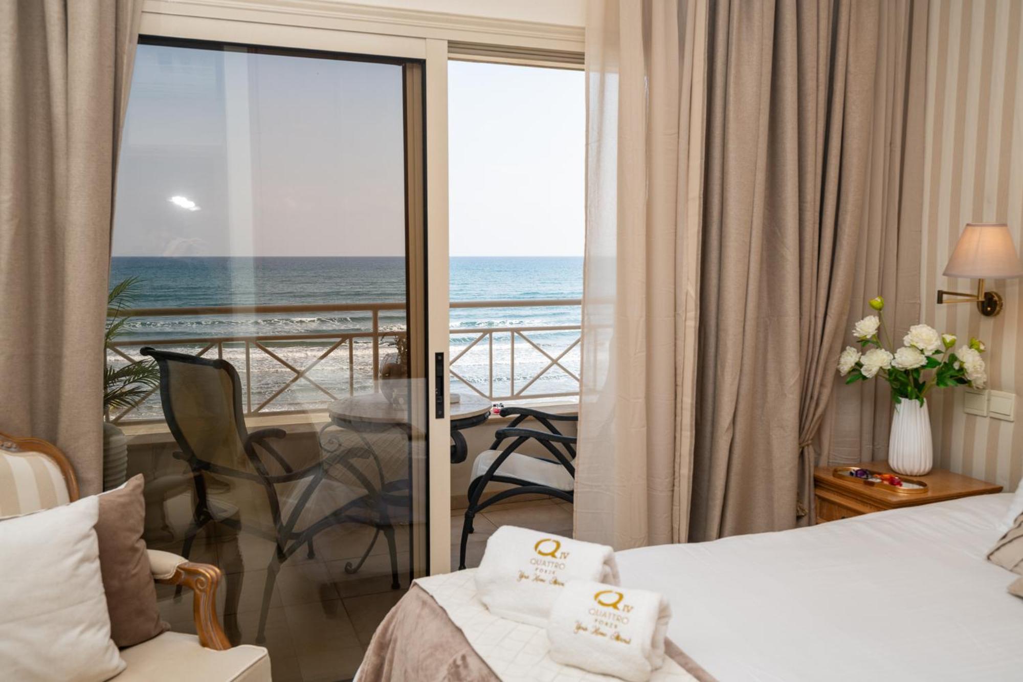 Quattro Beachfront Sea View Ap 4 Larnaca Luaran gambar